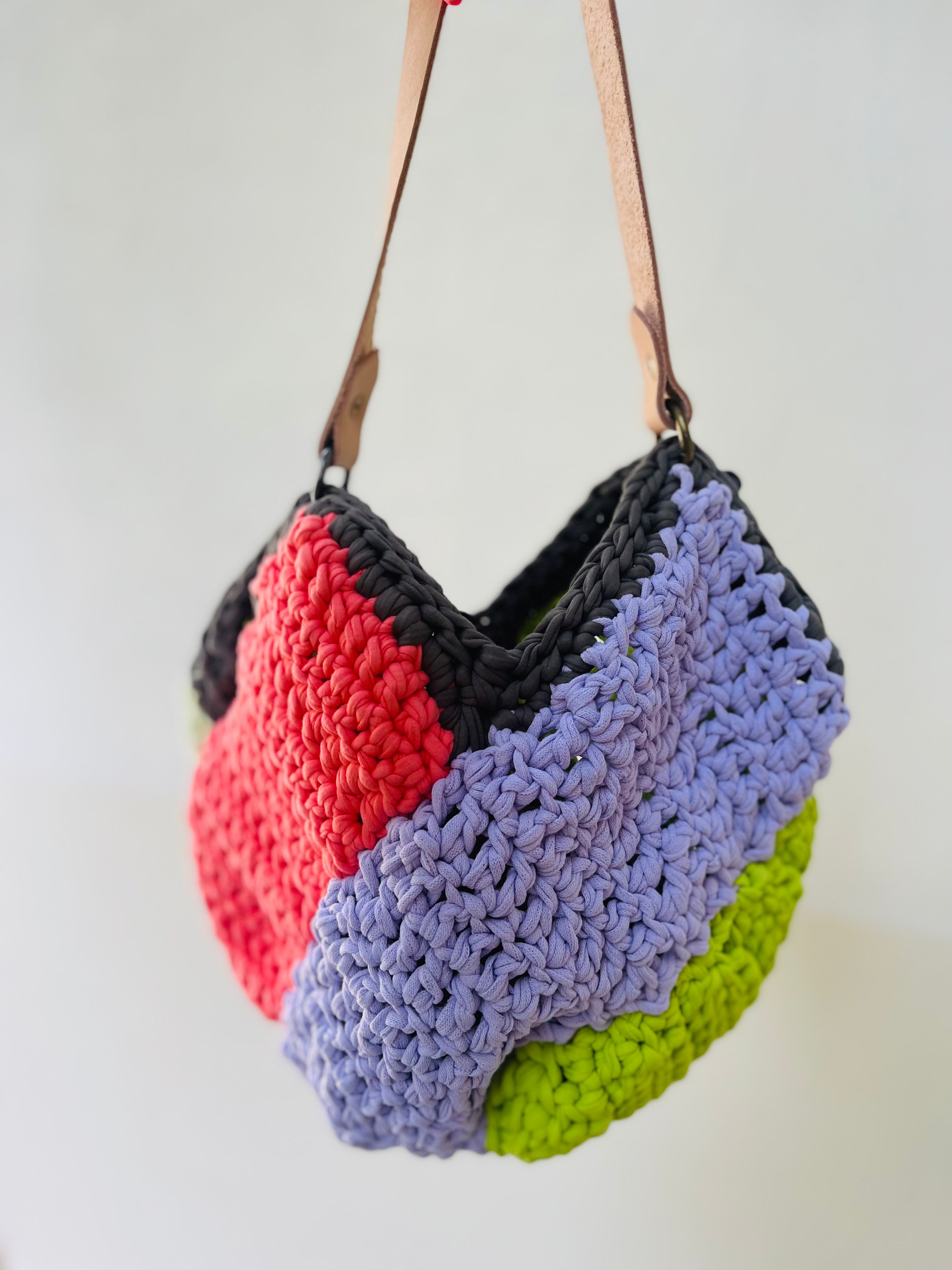 Mala Crochet Artesanal Colorida Exclusiva
