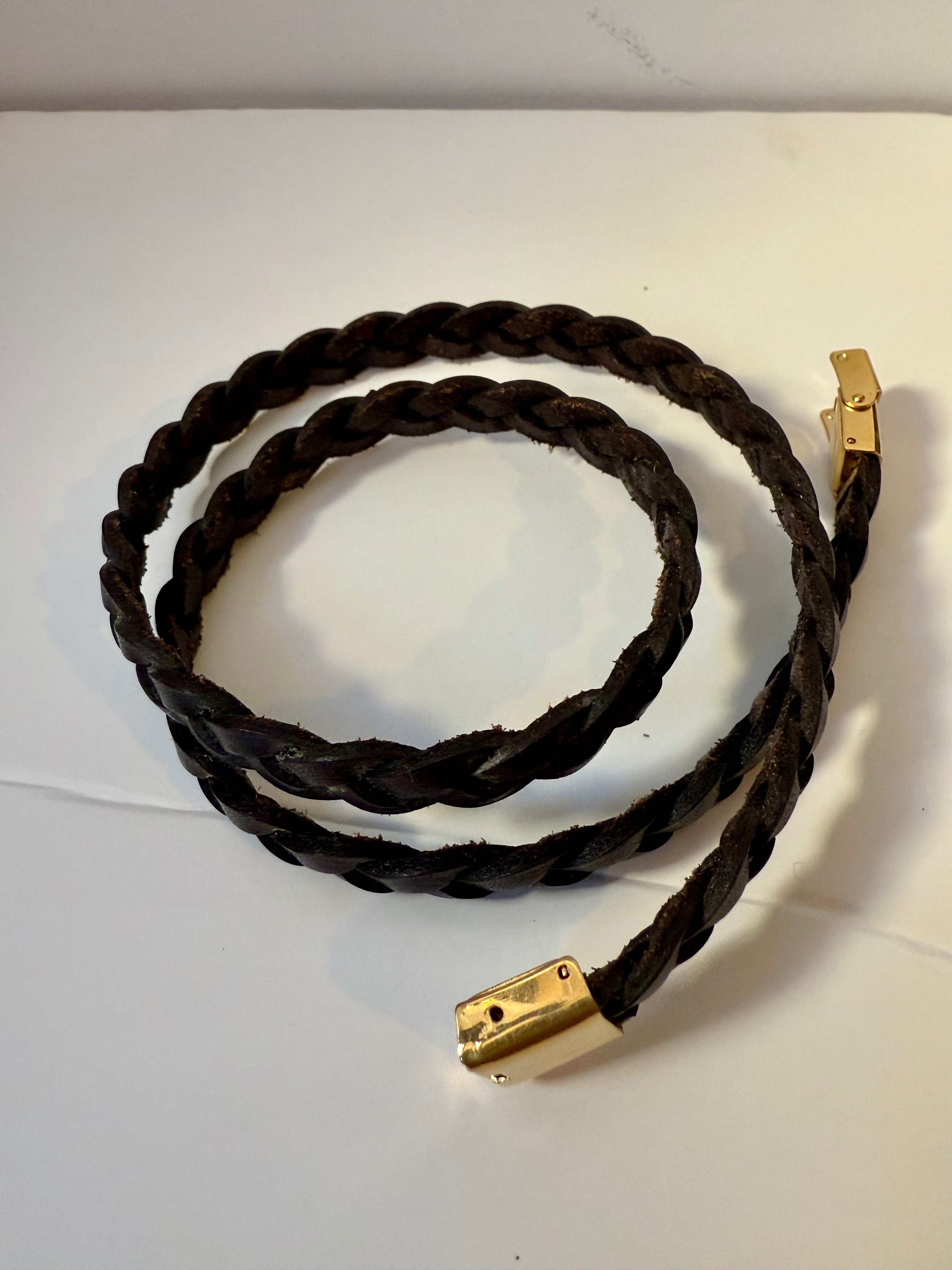 Pulseira de cabedal com 3 voltas Edição Limitada