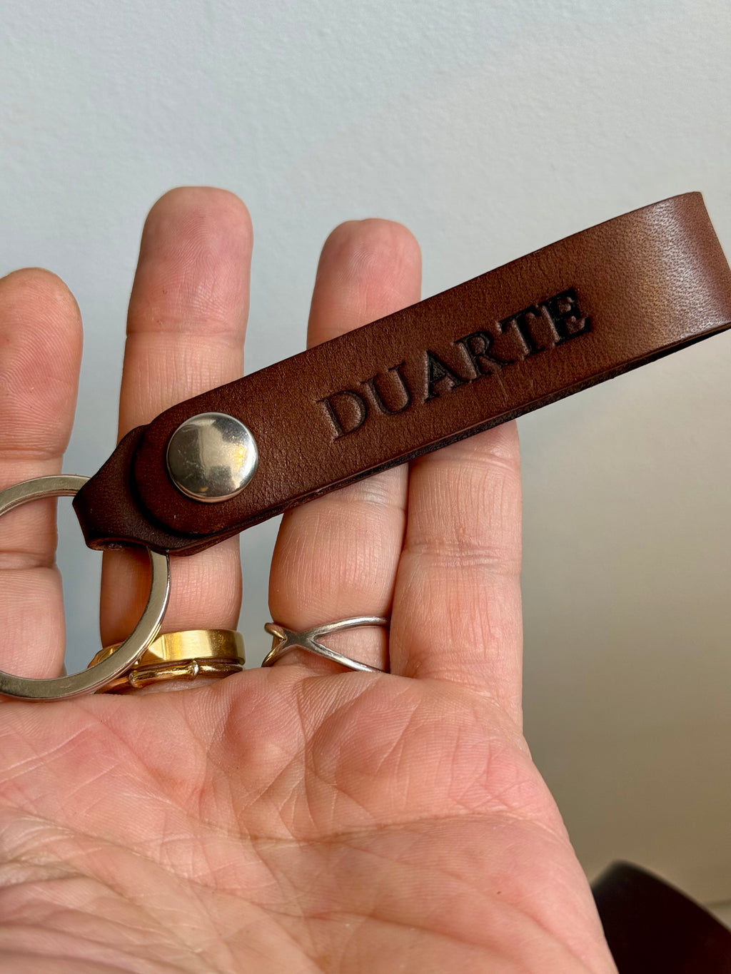 Porta llaves de cuero vegetal personalizado