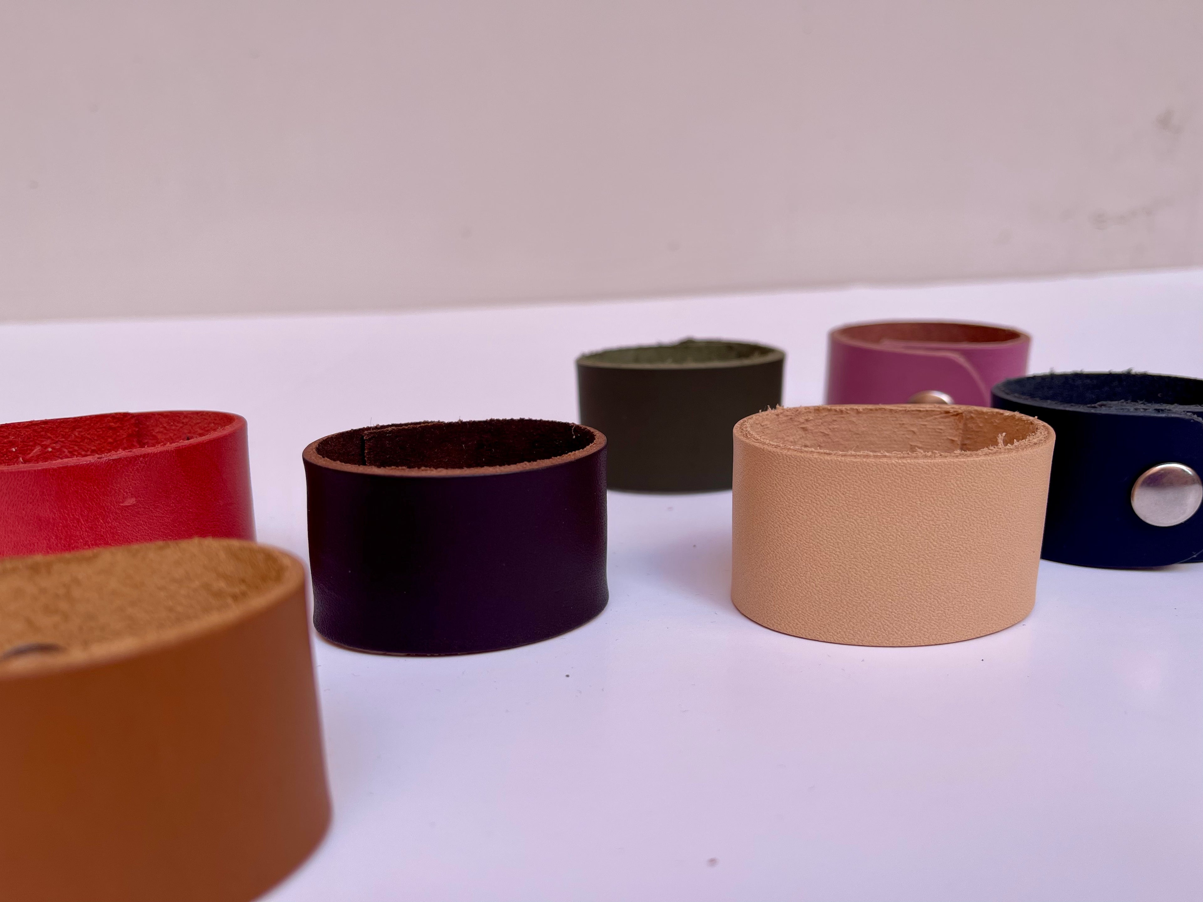 Ronds de serviette en cuir uni