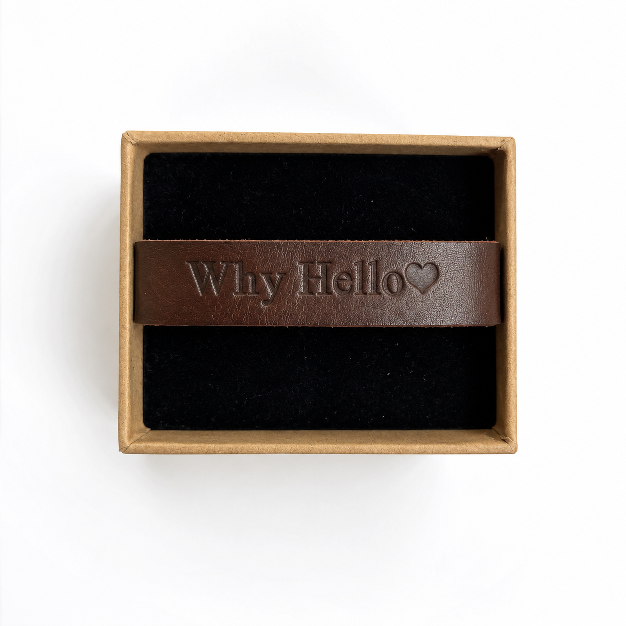 Engraved leather bracelet 