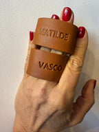 Argola para Guardanapo Personalizada em Couro - Blind Emboss - Baixo Relevo - Couragem Leather Studio