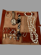Estojo Guarda Joias em Cabedal ideal para viagens - Couragem Leather Studio