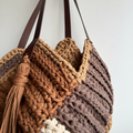 Mala em Crochet  e couro castanho 