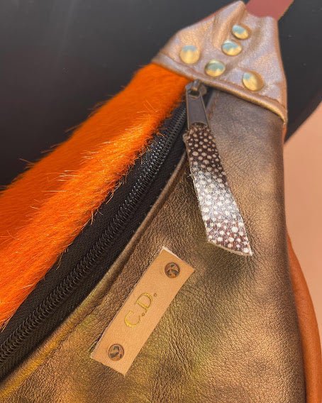 Bolsa de Cintura XL em Couro Personalizada | Prática e Colorida - Couragem