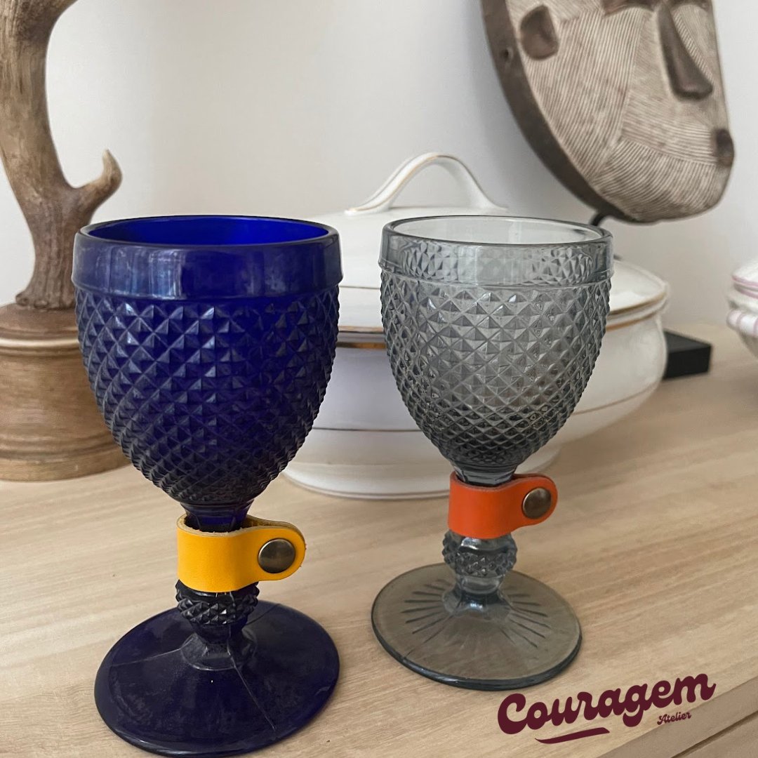 Marcadores de Copos em Couro - Couragem