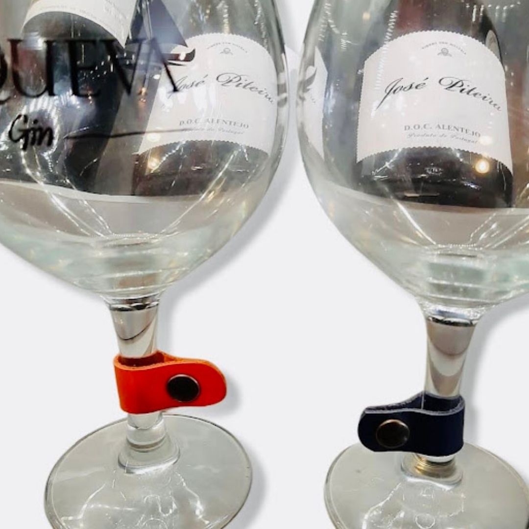 Marcadores de Copos em Couro - Couragem